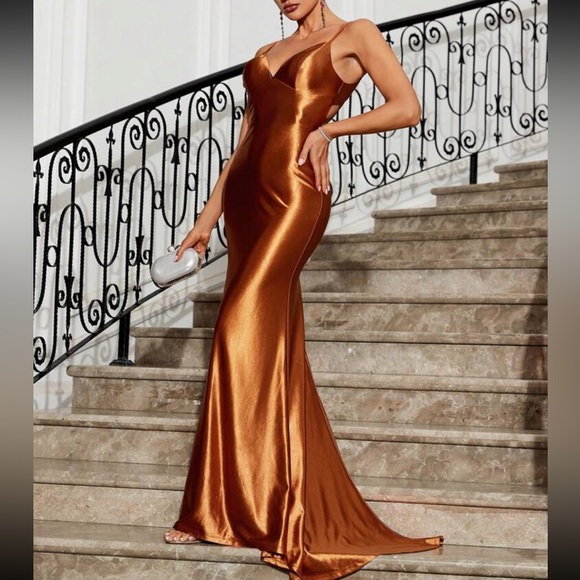 Ice crisscross back mermaid hem party formal elegant satin dress - Picture 8 of 8